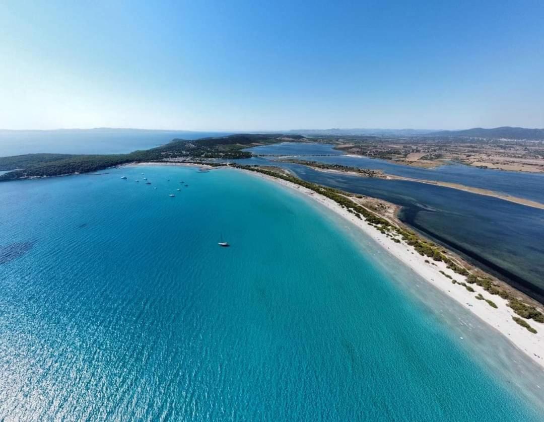 Casa Sonia Apartment Porto Pino Luaran gambar